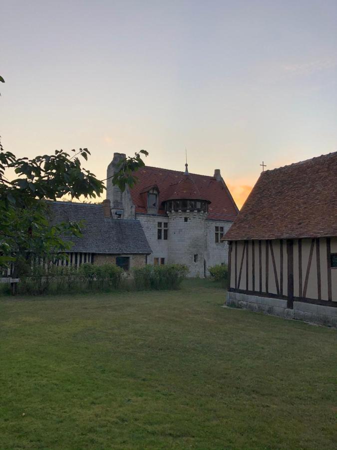 Manoir de l'Aumônerie Saint-Martin-de-Boscherville Exterior foto