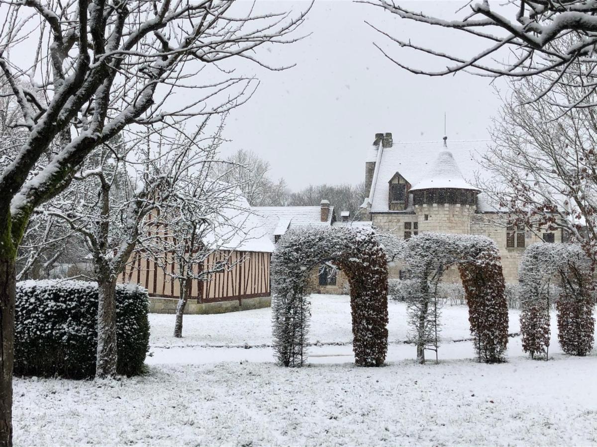 Manoir de l'Aumônerie Saint-Martin-de-Boscherville Exterior foto